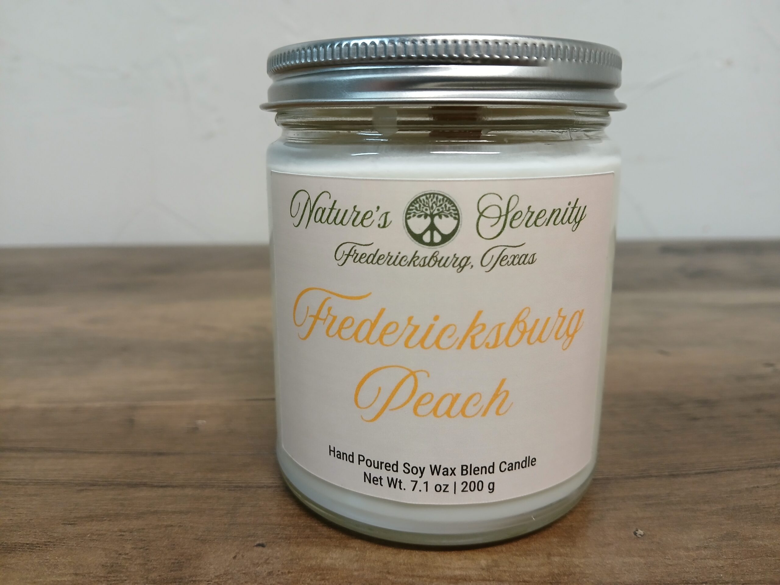 Fredericksburg Peach 7.1 oz wood-wick candle by Nature's Serenity